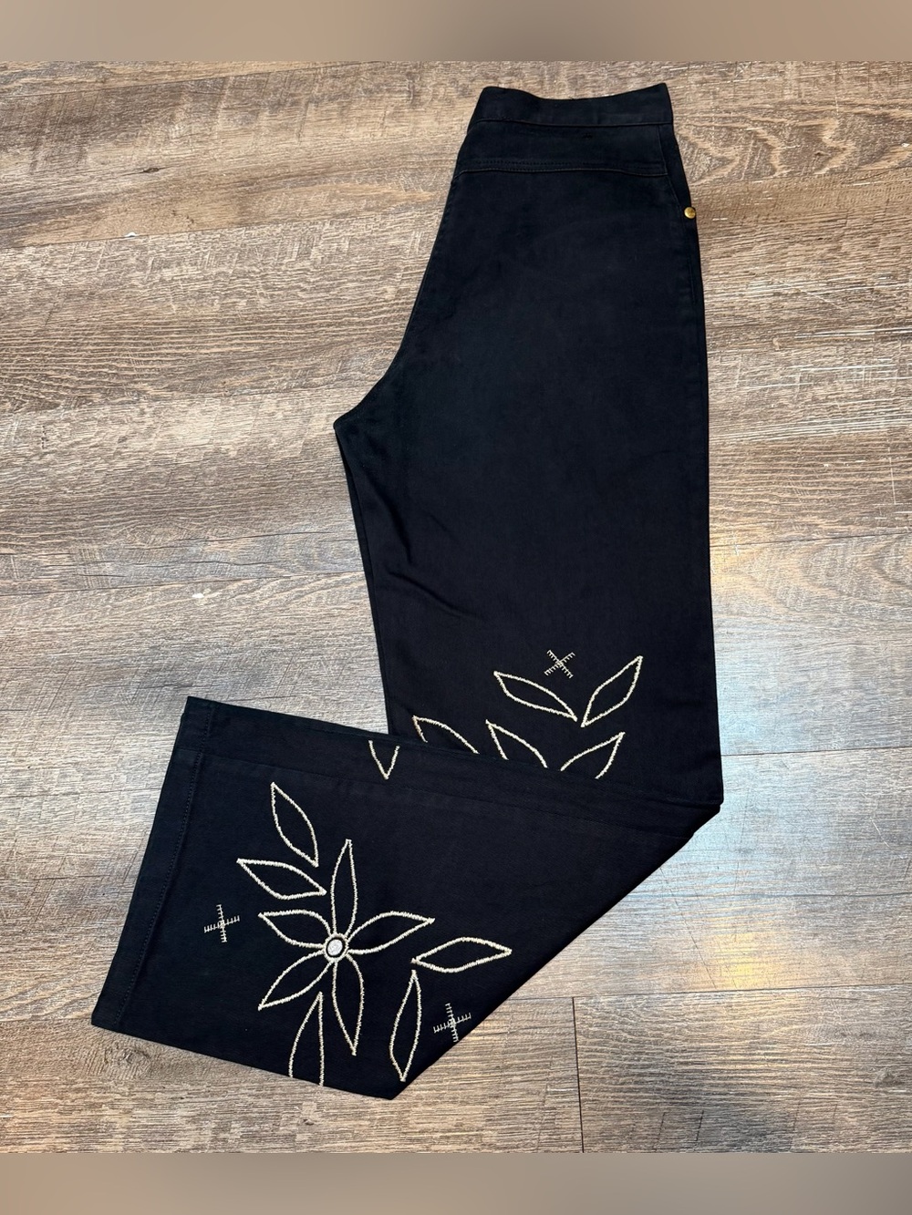 Women's Black Wide-Leg Jeans with Cream Floral Stitching